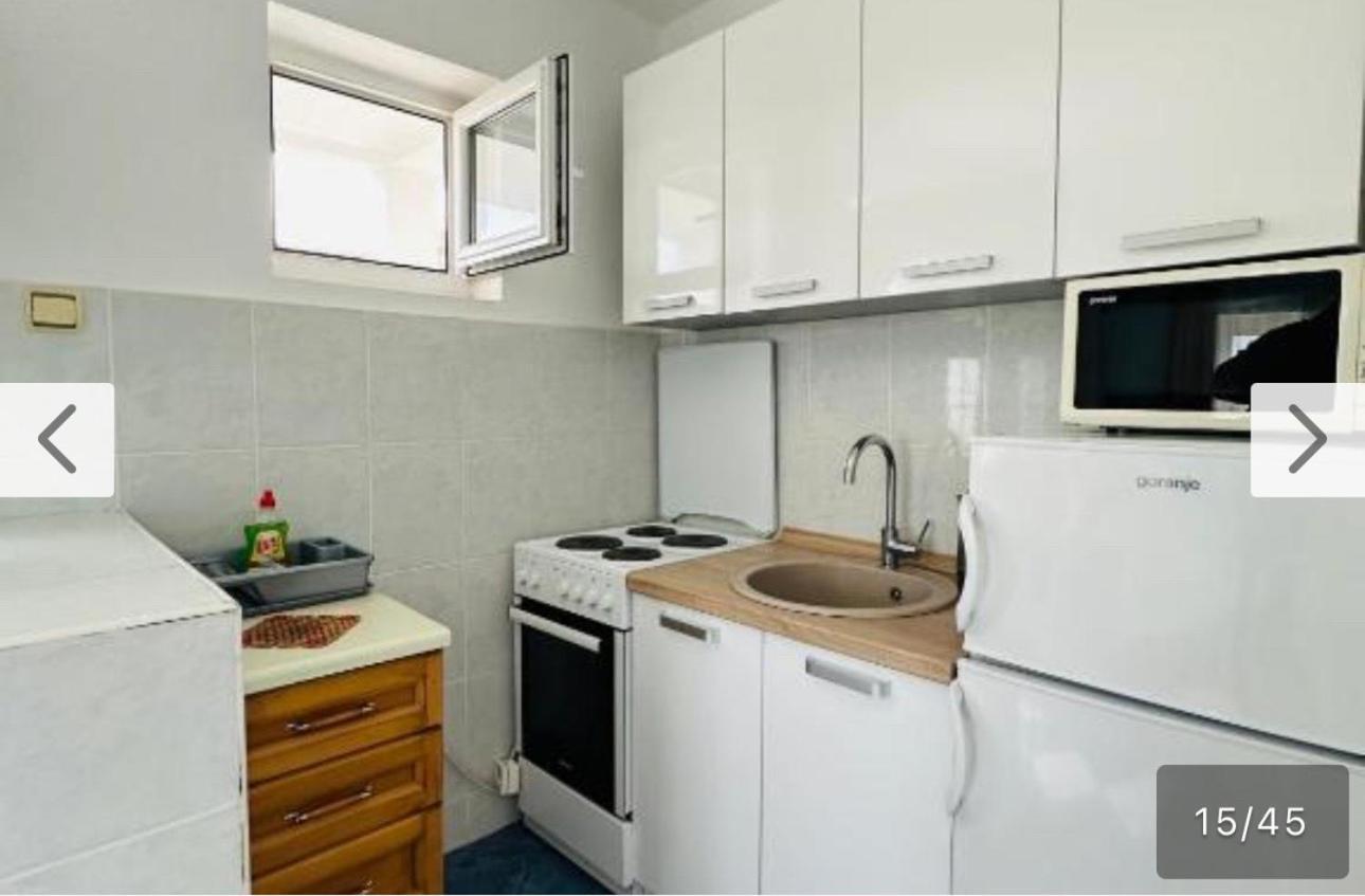Maki Apartments - Plavi Horizonti Beach Тиват Екстериор снимка