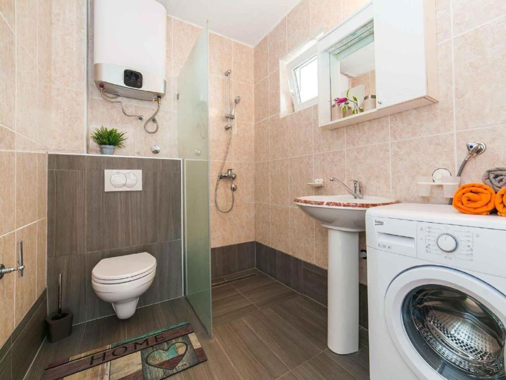 Maki Apartments - Plavi Horizonti Beach Тиват Екстериор снимка