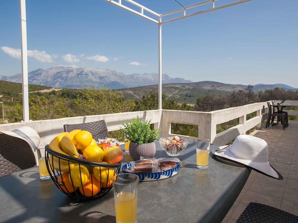 Maki Apartments - Plavi Horizonti Beach Тиват Екстериор снимка