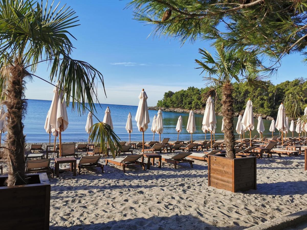 Maki Apartments - Plavi Horizonti Beach Тиват Екстериор снимка